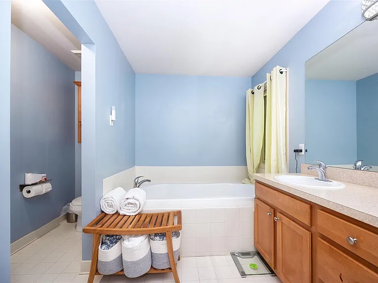 3481 Castlewood Ct — Photo 48
