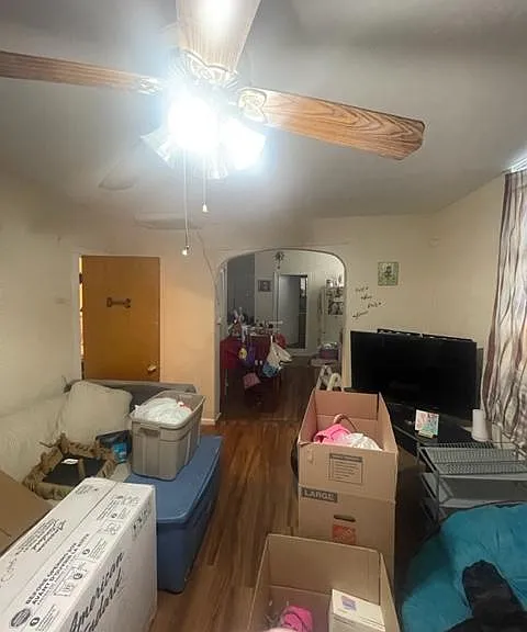 532 W 45th Pl #2R — Photo 3