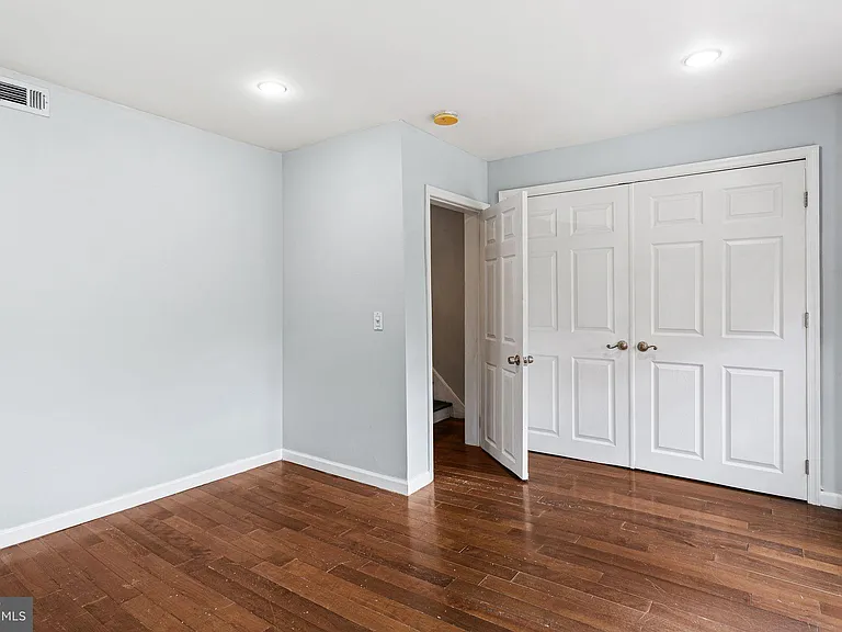 1240 Federal St — Photo 17