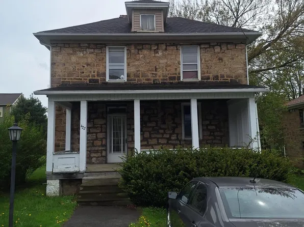 422 Laurel Ave, Cresson, PA 16630