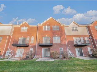 526 Cherry Orchard Rd, Canton, MI 48188