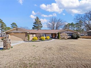 307 Wisteria Ct, Russellville, AR 72801