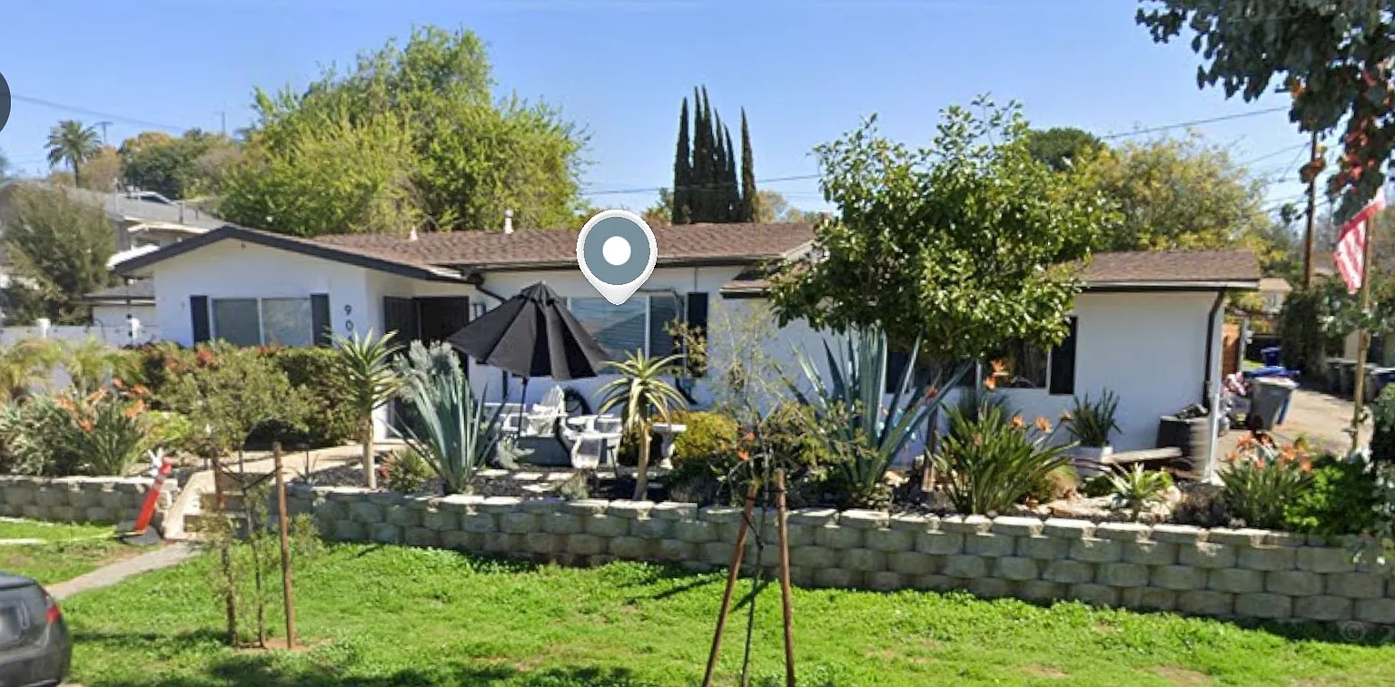 S Maple St S, Escondido — Photo 2