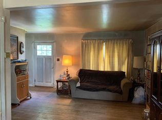 10 Circle Dr, Linthicum, MD