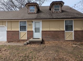 705 N Rouse St #707, Pittsburg, KS 66762