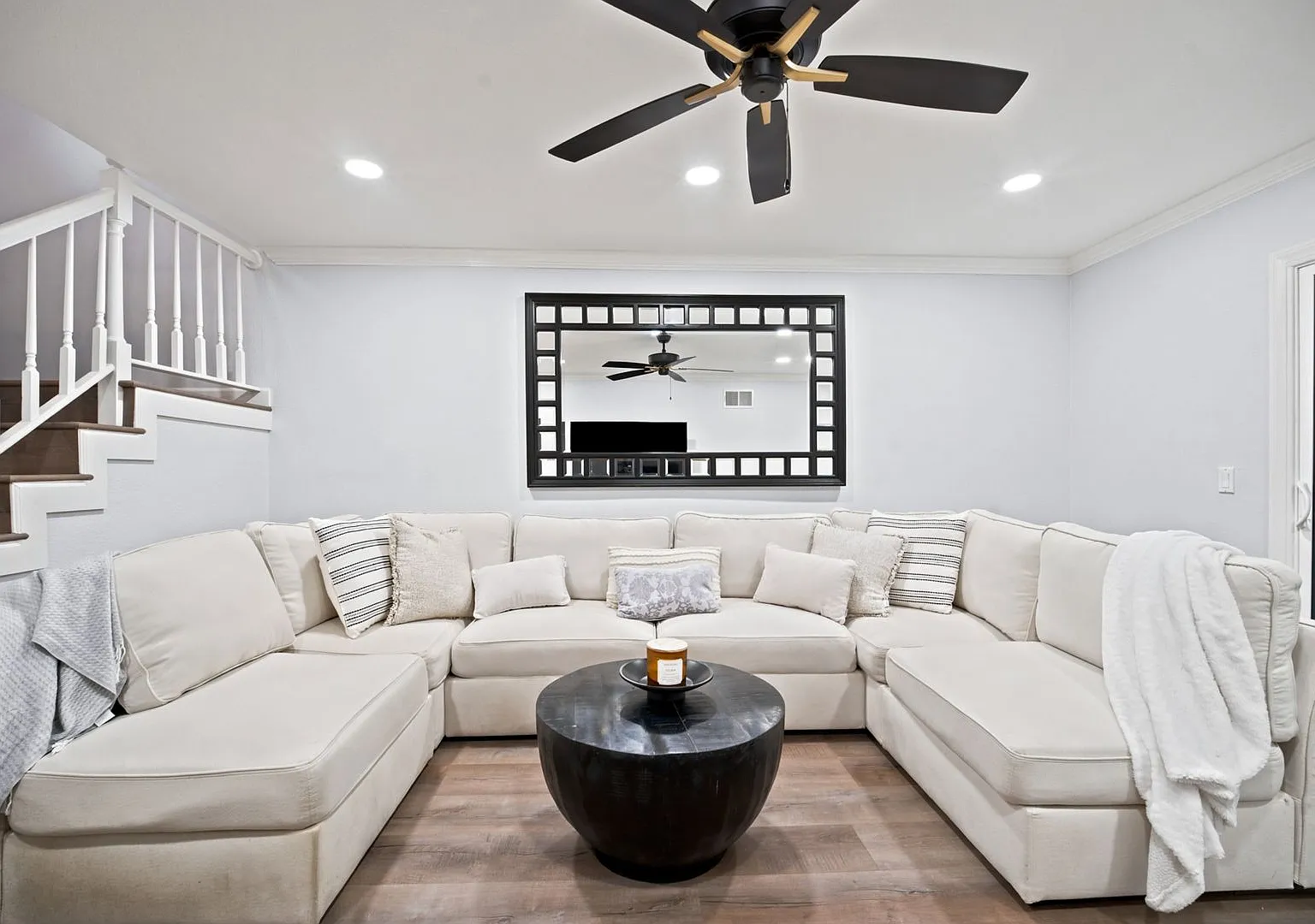 6767 Pheasant Lane — Photo 3
