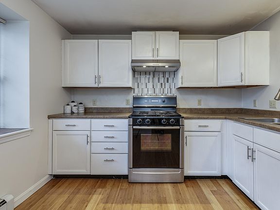 3rd image of 169 Portsmouth Street #14