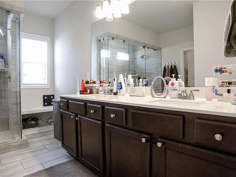 5329 Fox Hill Ln — Photo 23