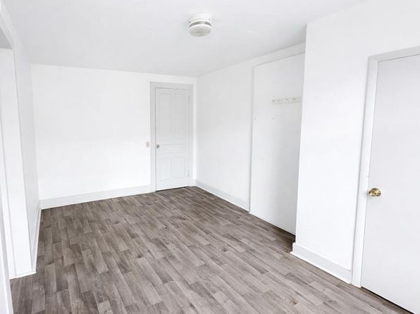 87 Main St #2