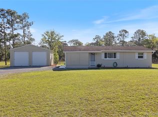 7409 S Straight Ave, Homosassa, FL 34446