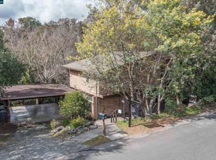 85 Scenic Dr, Orinda, CA 94563