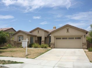 951 Cornflower Dr, Hemet, CA 92545