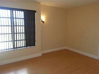 5th image of 235 Antilla Ave APT 1