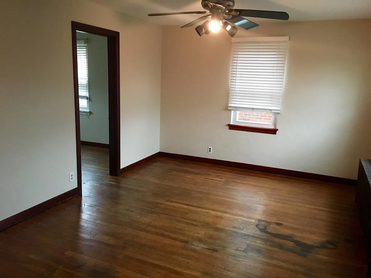 2 bed, 960 sqft, $1,425 — Photo 3