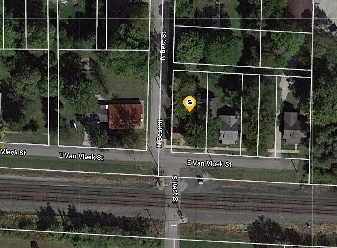 810 E Van Vleek St, Waterloo, IN 46793 Zillow