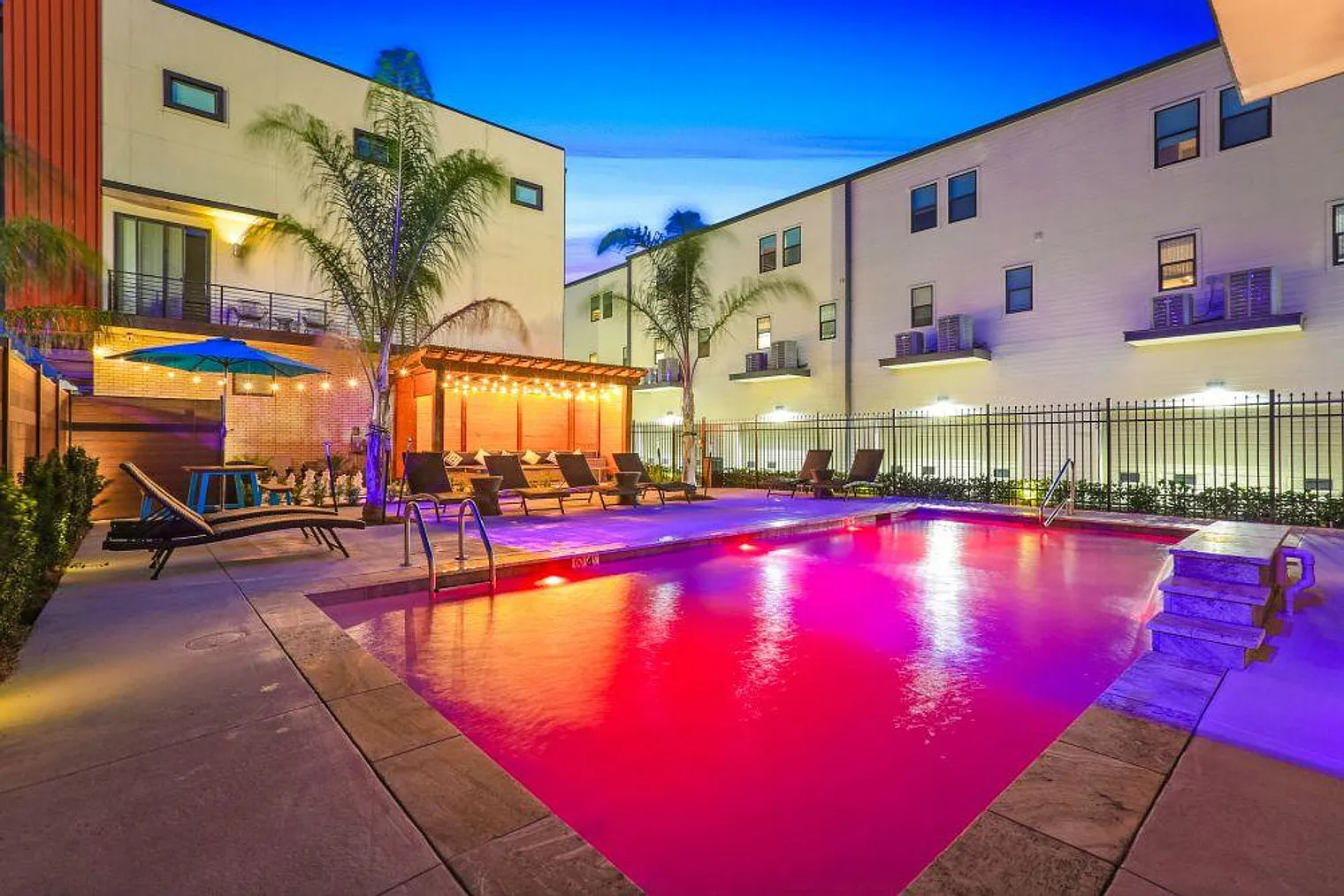 4 bed, 3.0 bath, 2389 sqft, $10,000 — Photo 3
