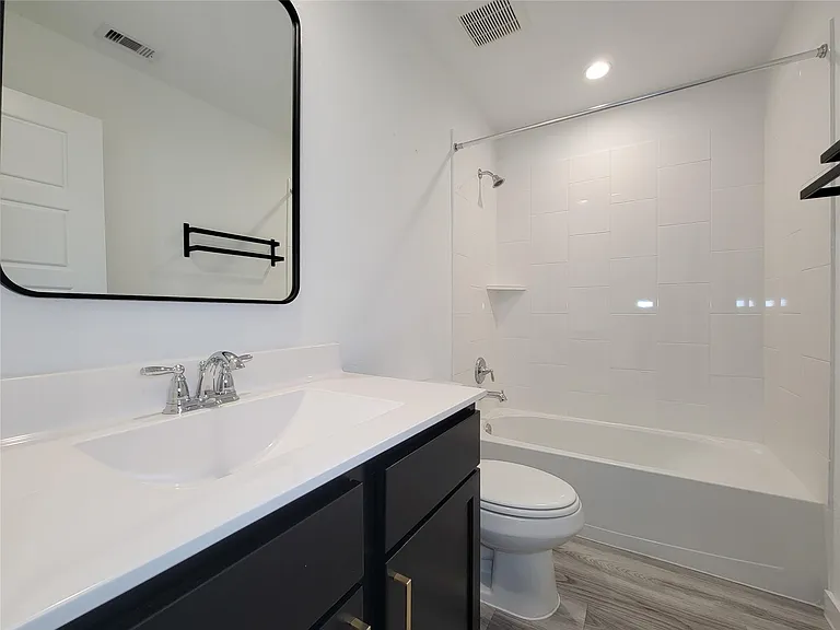 3225 Creston Gate Dr — Photo 32