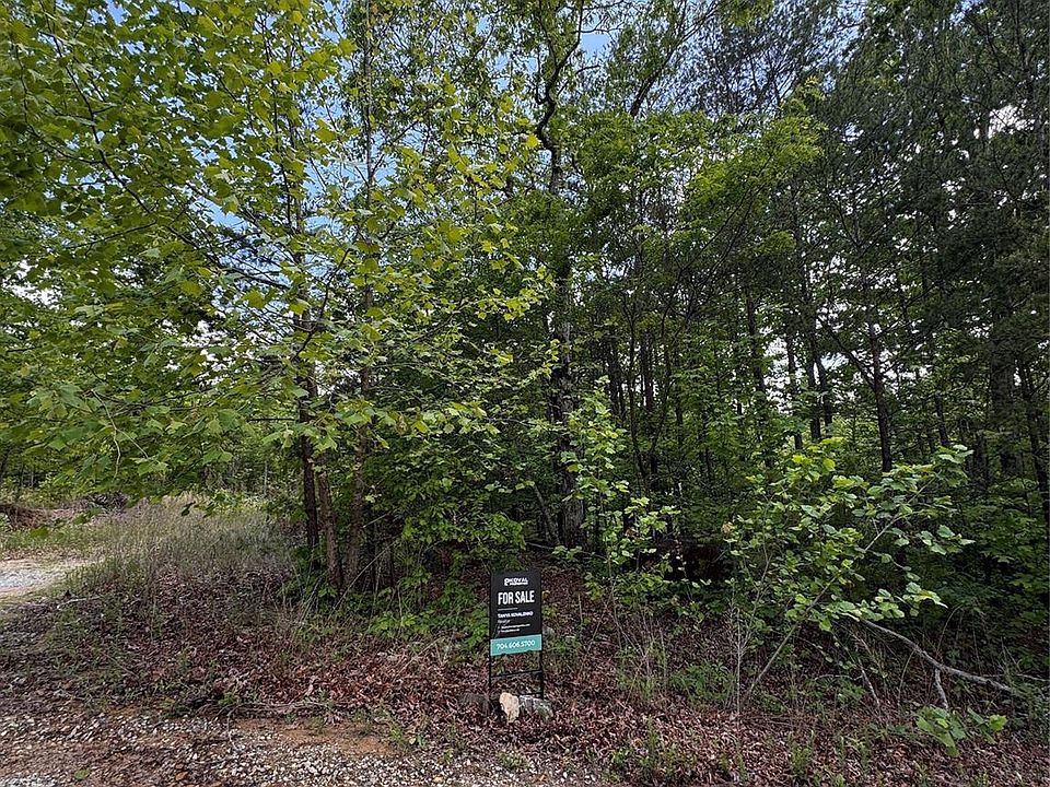 1st image of 34 Montgomery Dr