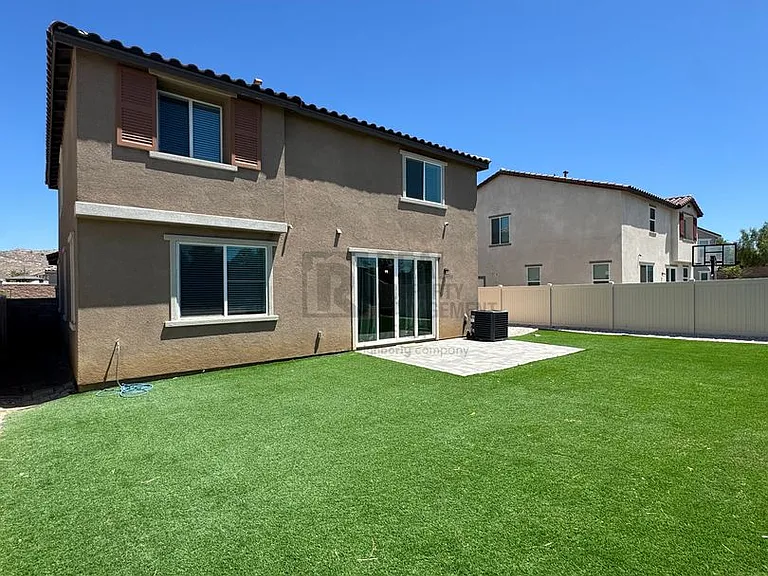 2807 Moonshimmer St — Photo 44