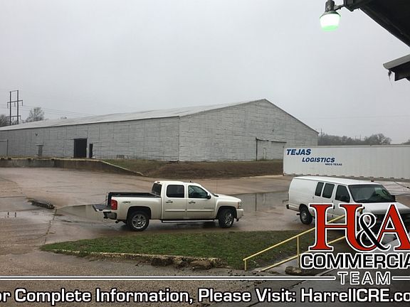 3rd image of 401 Hardy Ave