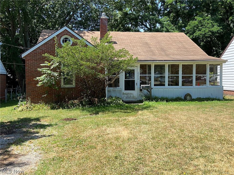 2252 Rockefeller Rd, Wickliffe, OH 44092 Zillow