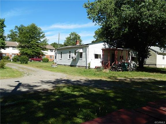 4th image of 1704 Winona Blvd