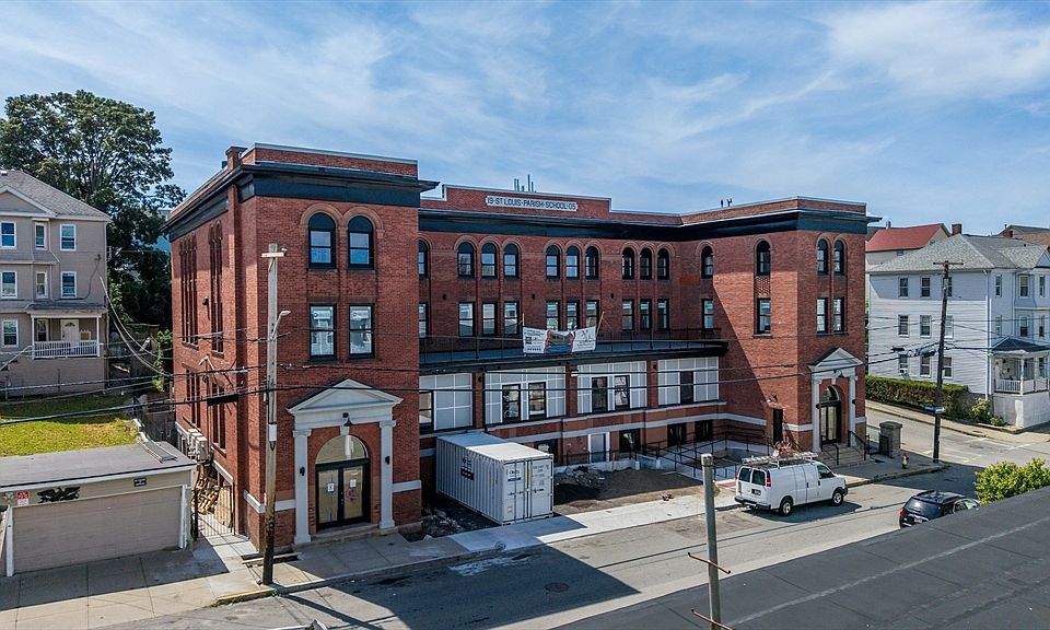 1st image of 403 Division St #16