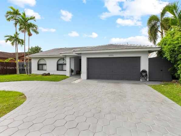 14886 SW 174th St, Miami, FL 33187