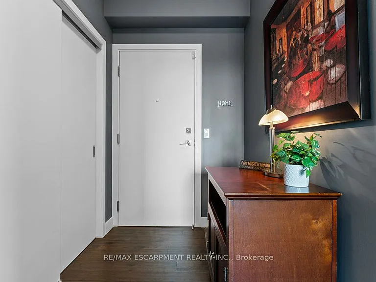 2087 Fairview St #1304 — Photo 7