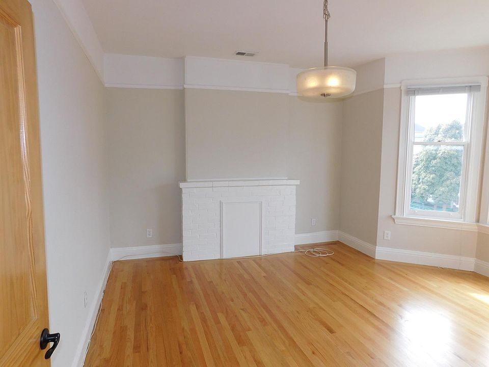 Living Room (or 3rd BD)