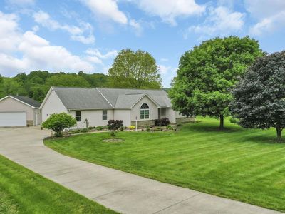 4700 Chestnut Hills Rd NE, Newark, OH, 43055