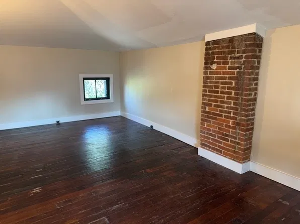 (undisclosed Address), Louisville, KY 40203