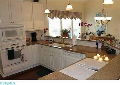 5th image of 5976 Roundstone Pl