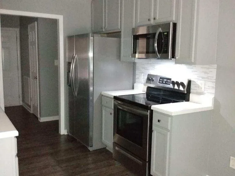 1708 Dream View Ln — Photo 2