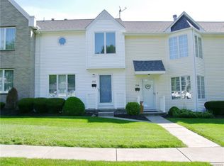 152 S 7th St, Lewiston, NY 14092