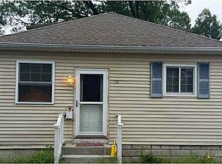 56 Halleck Ave, Riverside, RI 02915