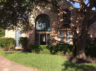 8230 Falling Water Ct, Sugar Land, TX 77478