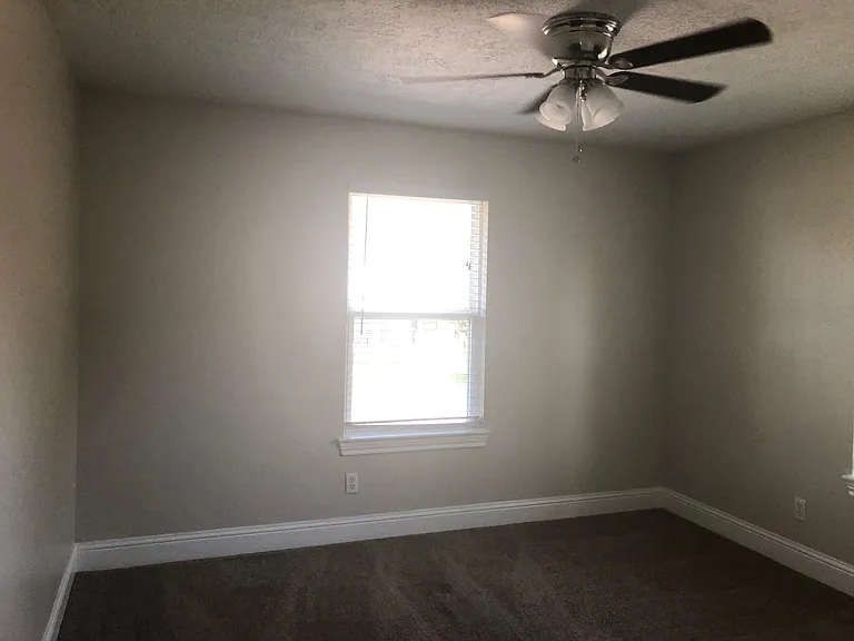 4110 Huey St #B — Photo 39