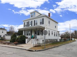 35 Lester St, New London, CT 06320