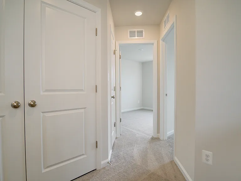 1350 Red Clover Ln — Photo 26