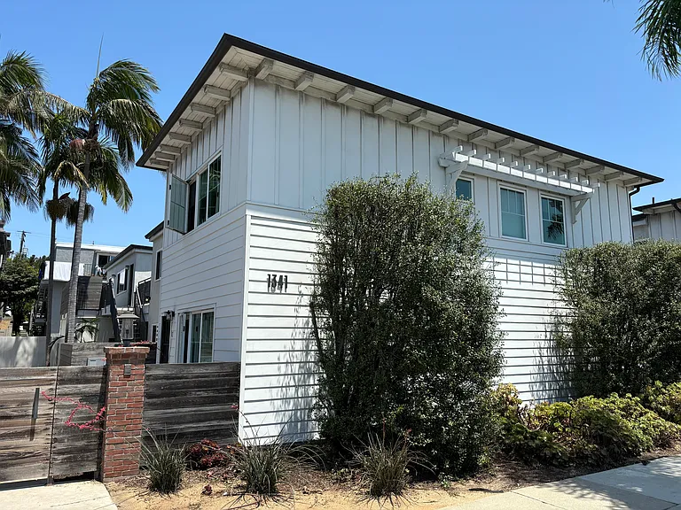1341 Manhattan Beach Blvd #1 — Photo 1