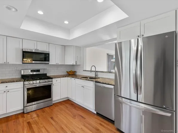 543 North Trail #B, Stratford, CT 06614