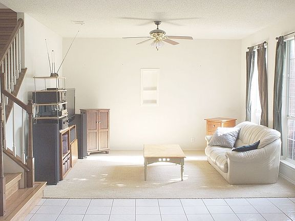 3rd image of 17012 Cranston Dr