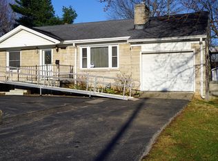 1929 Clays Mill Rd, Lexington, KY 40503