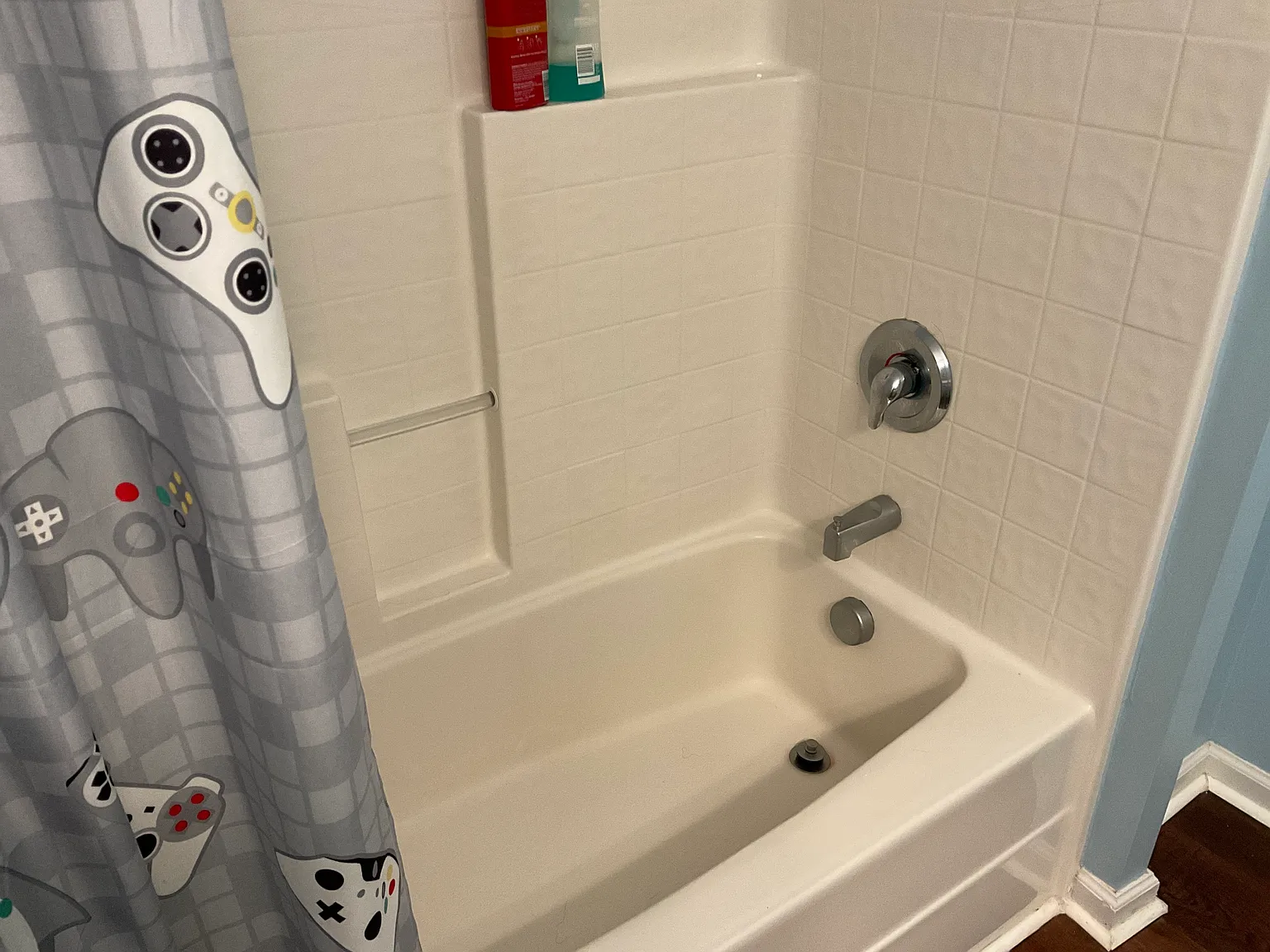 4 bed, 2715 sqft, $850 — Photo 4