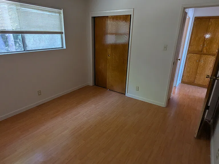 14305 Bancroft Ave #4 — Photo 6