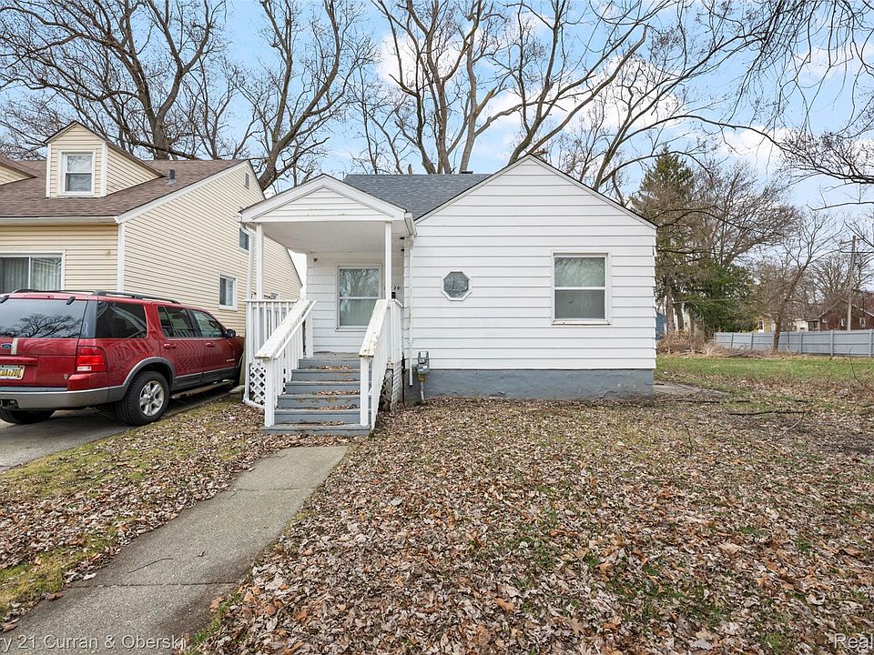 1st image of 18220 Stout St