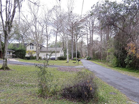 4th image of 3787 Forest Dr