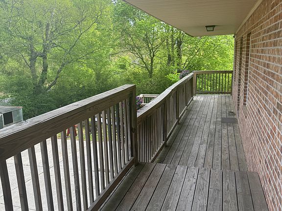 4th image of 234 Adcock Rd APT J