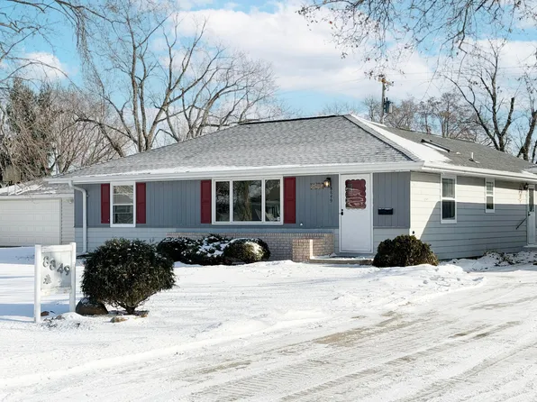 8849 Columbus Ave S, Bloomington, MN 55420